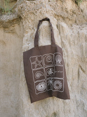 Bajo El Sol Tote Bag